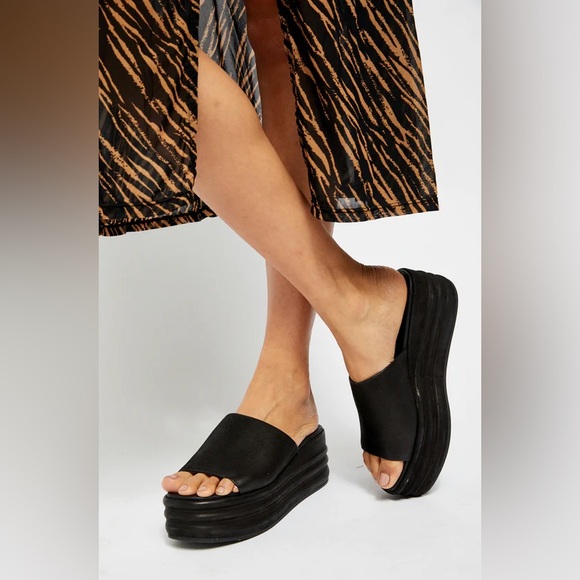 🌻🆕FREE PEOPLE Harbor Flatform Sandals-Black-Size 8 - Picture 5 of 16
